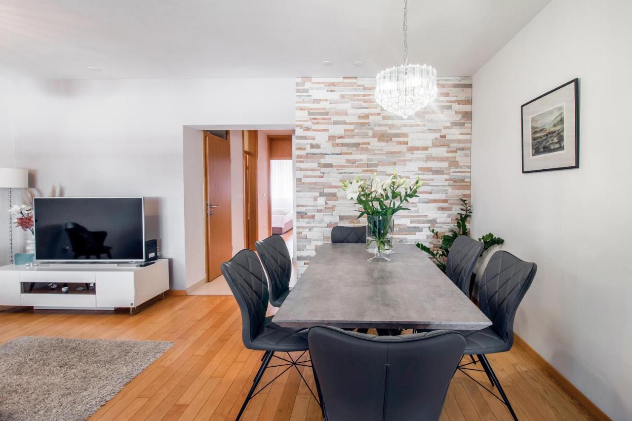 Apartment Montesa Zadar With Free Parking And Balcony Екстериор снимка